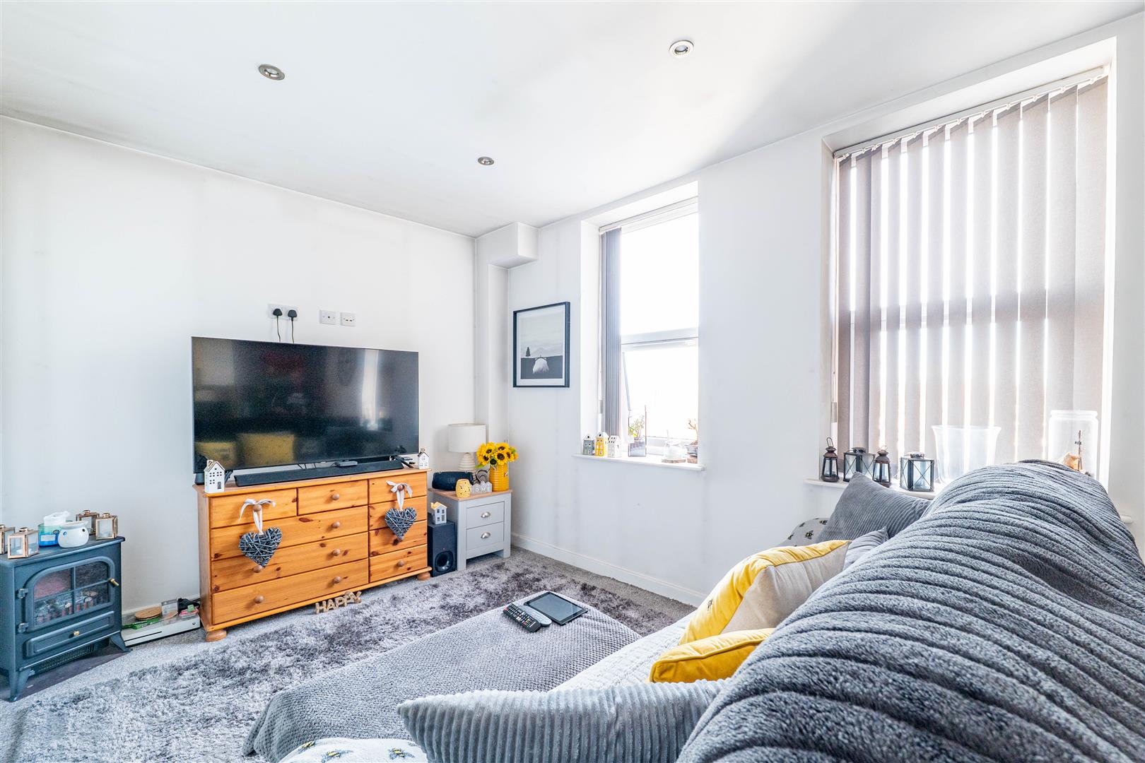 1 bed property in 29 St. Thomas's Road, Chorley
